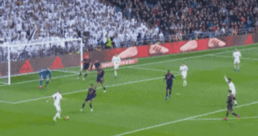 弗里克：我们不关注皇马，明天踢法兰克福的比赛才是最重要的（弗里克：皇马不是焦点，明日战法兰克福才最重要）