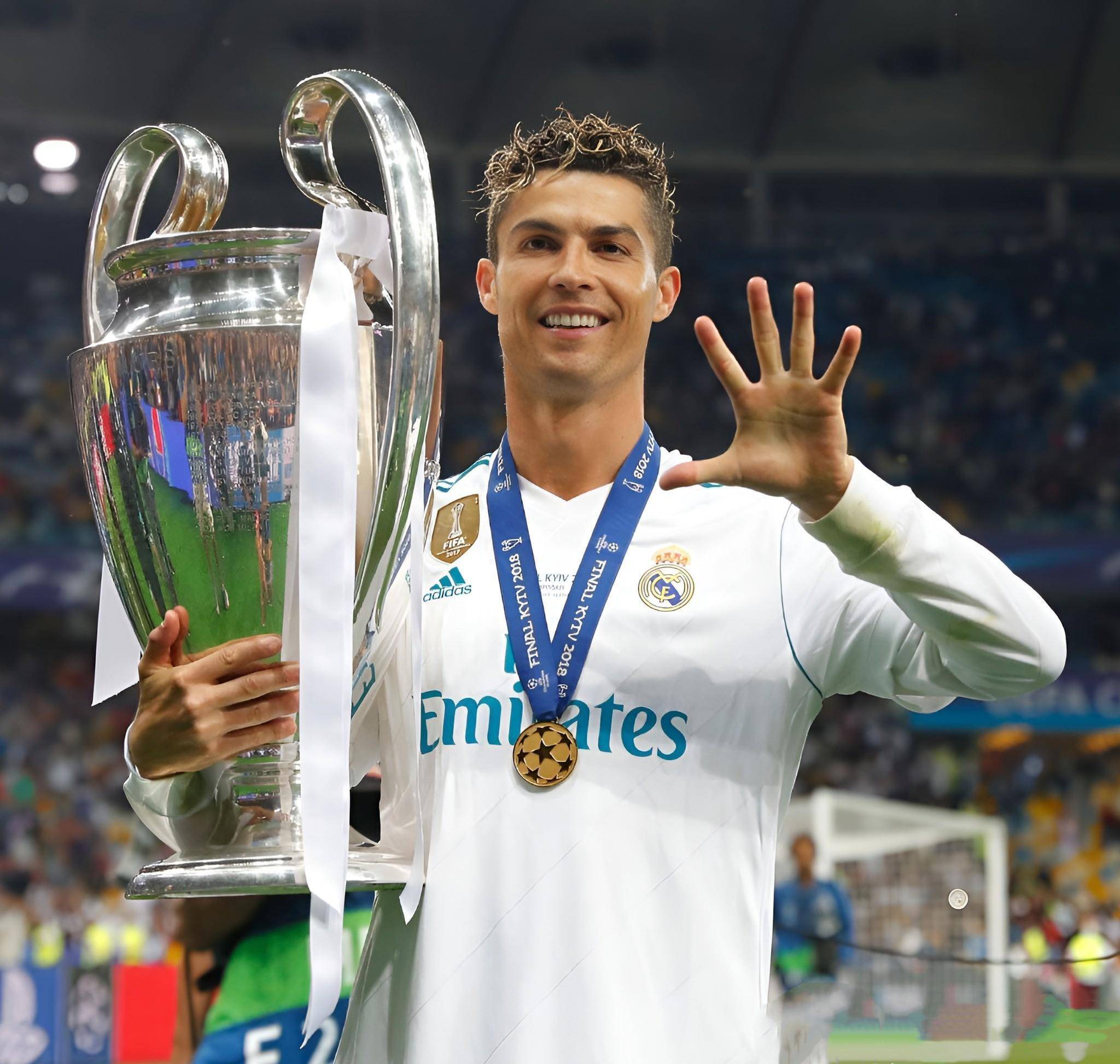 就在今天！26岁姆巴佩2球1助攻 创造69年历史神迹 帮皇马3-0复仇（今日见证！26岁姆巴佩梅开二度送助攻 刷新69年纪录 助皇马3-0雪耻）