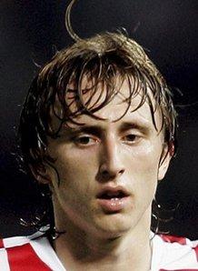 库库：战埃弗顿是本赛季最重要比赛之一；希望霍尔发挥别太好（库库：与埃弗顿一役至关重要；希望霍尔别太出彩）