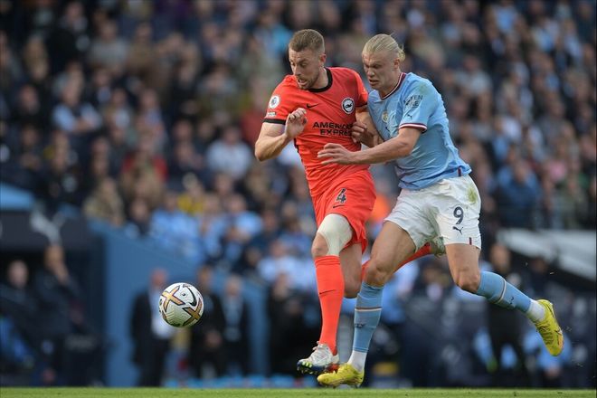 罗马诺：除了巴萨，还有多家大俱乐部关注JJ-加布里埃尔（罗马诺：不止巴萨，多家豪门有意JJ-加布里埃尔）