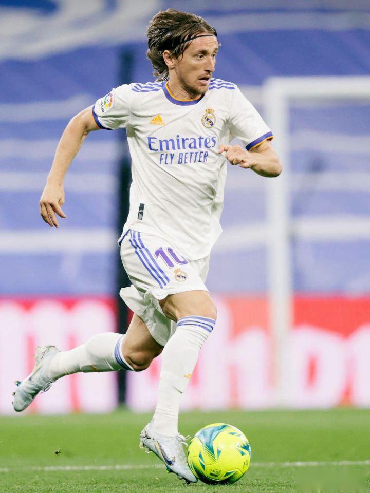 哈托：我觉得我很适合切尔西目前的踢法，所以很确定要来这里（哈托：与切尔西踢法契合，因此果断选择来这里）