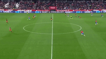 韩联社：以怀孕敲诈勒索孙兴慜的女子被判处四年监禁（韩联社：以怀孕要挟孙兴慜的女子获刑4年）