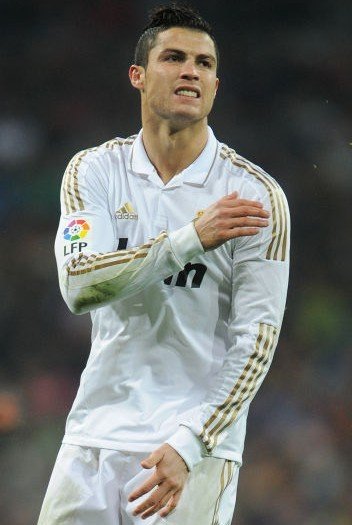 萨内：我会好好表现让纳帅不得不带我上世界杯；孔帕尼是领袖（萨内：用出色发挥让纳帅无法不带我征战世界杯；孔帕尼是球队领袖）